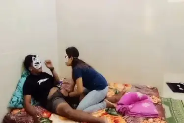 Istri Minta Jatah Malam Jumat Panas